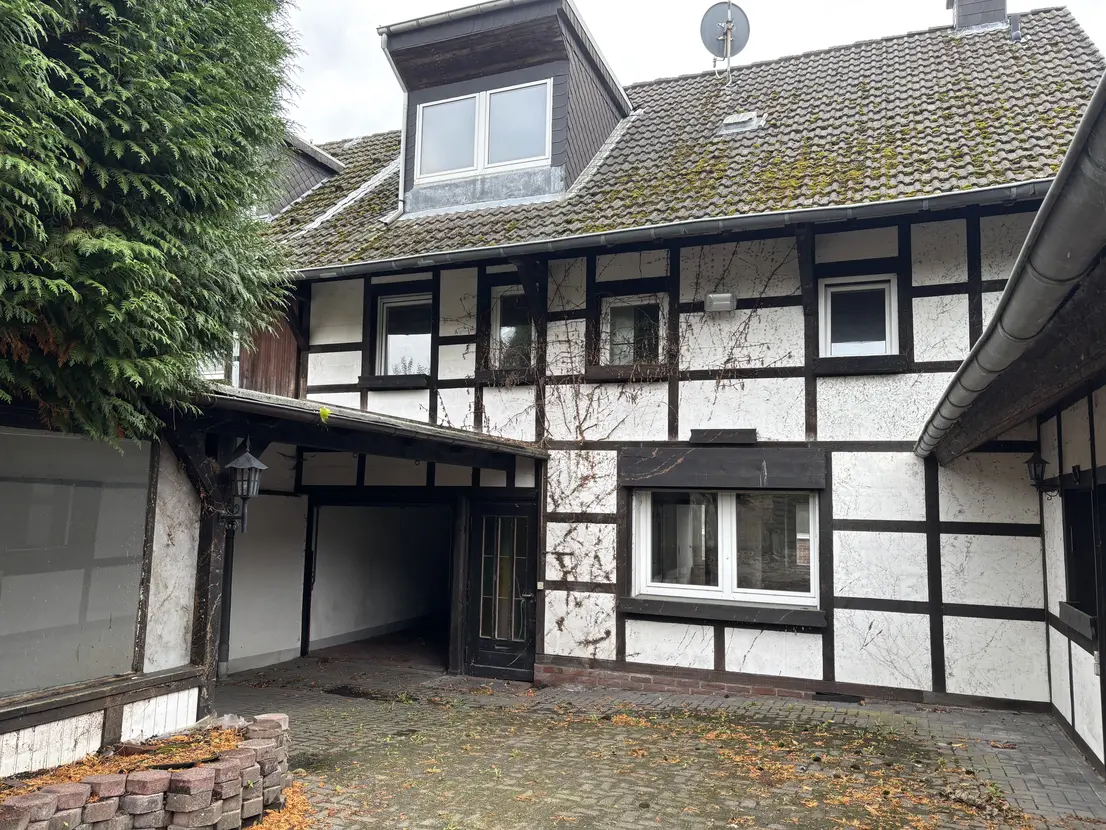 Zukunftsdorf Erkelenz - historisches Dorfhaus mit Werkstatt, Partylaube und Garage